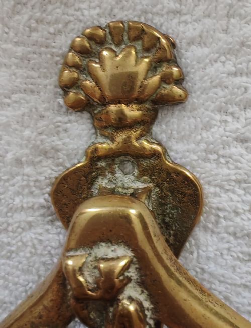 ANTIQUE BRASS DOOR KNOCKER DEPICTING JOHN PEEL - ADDITIONAL PHOTO 6
