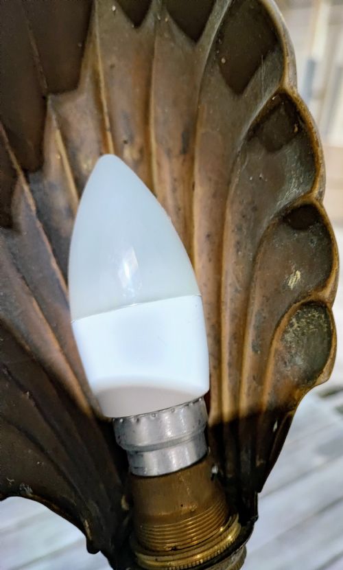 ANTIQUE COPPER ARTICULATED SHELL DESK LAMP - ADDITIONAL PHOTO 1