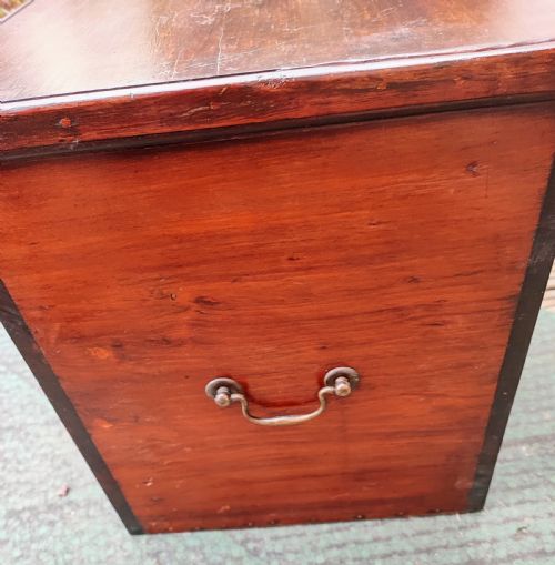 19C SMALL BEECH STORAGE TRUNK - ADDITIONAL PHOTO 1