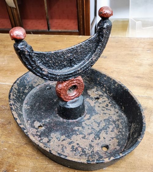 ANTIQUE CAST IRON BOOT SCRAPER - ADDITIONAL PHOTO 2