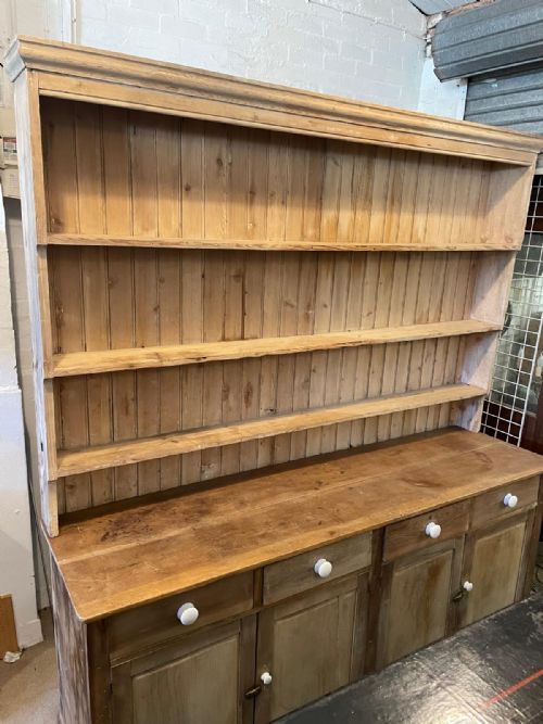 ANTIQUE LARGE PINE AND BEECH DRESSER - ADDITIONAL PHOTO 5