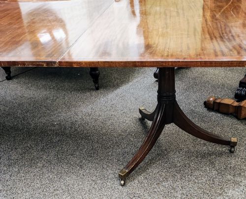 ANTIQUE LARGE MAHOGANY EXTENDING REGENCY STYLE TWIN PILLAR DINING TABLE - ADDITIONAL PHOTO 3