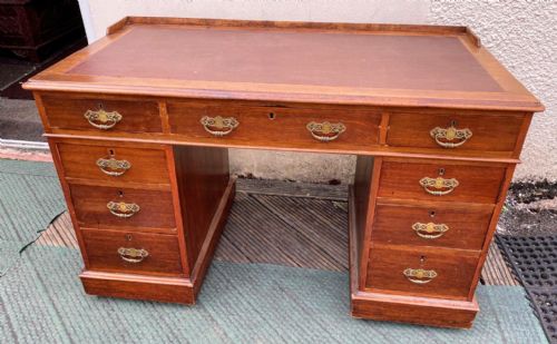 VICTORIAN MAHOGANY DESK - ADDITIONAL PHOTO 3