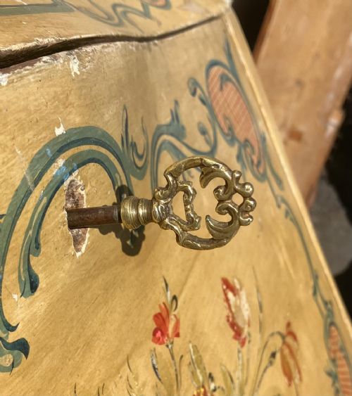 19C PAINTED VENETIAN LADIES BUREAU WITH MATCHING CHAIR - ADDITIONAL PHOTO 4