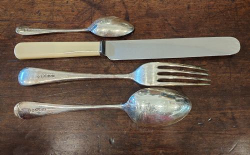 QUALITY CANTEEN OF CUTLERY WITH COMPLETE 12 PIECE SETTINGS - ADDITIONAL PHOTO 4