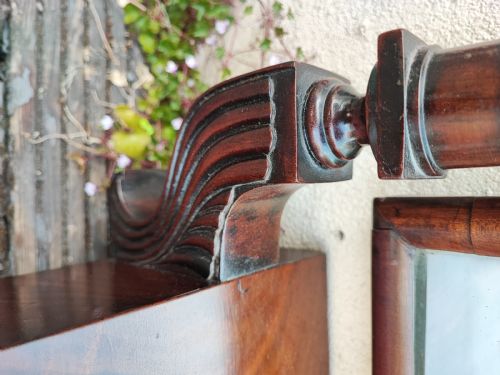 ANTIQUE IRISH MAHOGANY DRESSING OR TOILET MIRROR - ADDITIONAL PHOTO 2