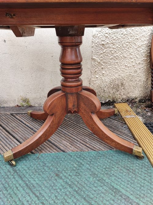 A FINE PAIR OF REGENCY MAHOGANY SIDE TABLES - ADDITIONAL PHOTO 3