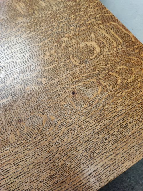 ANTIQUE GOLDEN OAK 2 LEAF EXTENDING DINING TABLE - ADDITIONAL PHOTO 15