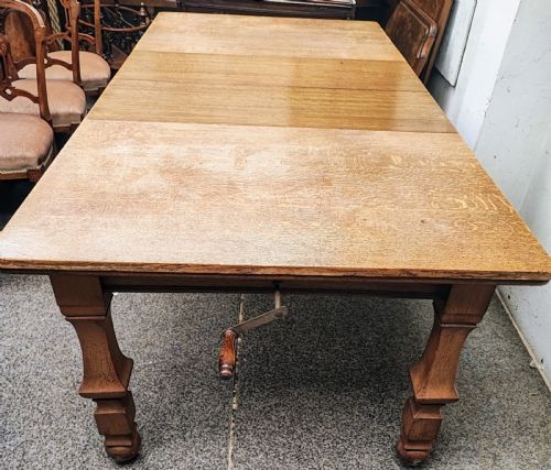 ANTIQUE GOLDEN OAK 2 LEAF EXTENDING DINING TABLE - ADDITIONAL PHOTO 21