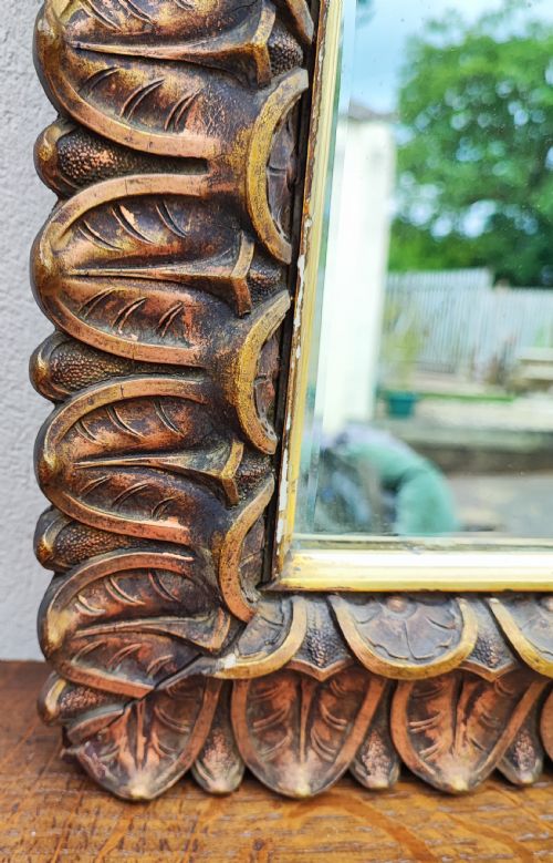 ANTIQUE CARVED AND GESSOED GILT MIRROR - ADDITIONAL PHOTO 4