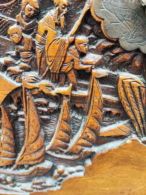 STRIKING ANTIQUE CARVED TEAK AND CAMPHOR TRUNK - ADDITIONAL PHOTO 11