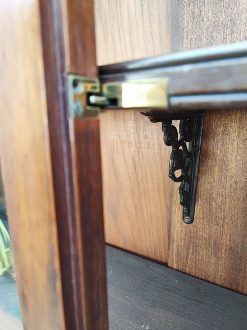 QUALITY VICTORIAN 2 DOOR BOOKCASE - ADDITIONAL PHOTO 2