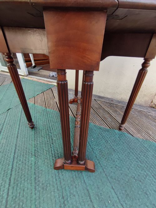A FINE MAHOGANY SUTHERLAND TABLE - ADDITIONAL PHOTO 6