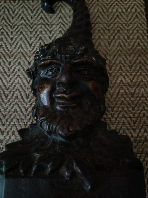 RARE ANTIQUE IRISH LEPRECHAUN DOOR STOP - ADDITIONAL PHOTO 7