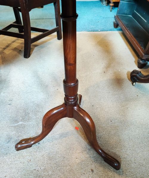 ANTIQUE MAHOGANY CIRCULAR LAMP OR WINE TABLE - ADDITIONAL PHOTO 1