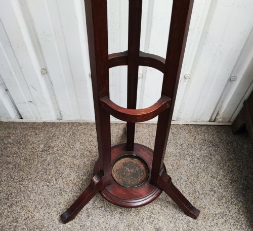 19C ART'S AND CRAFTS COAT STAND IN MAHOGANY - ADDITIONAL PHOTO 4