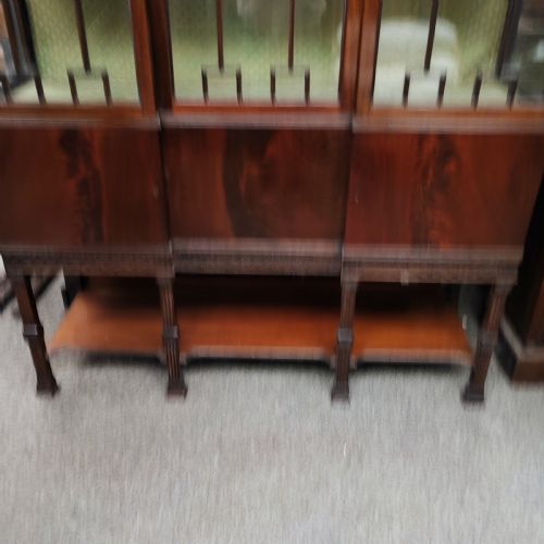 ANTIQUE MAHOGANY DISPLAY CABINET - ADDITIONAL PHOTO 5