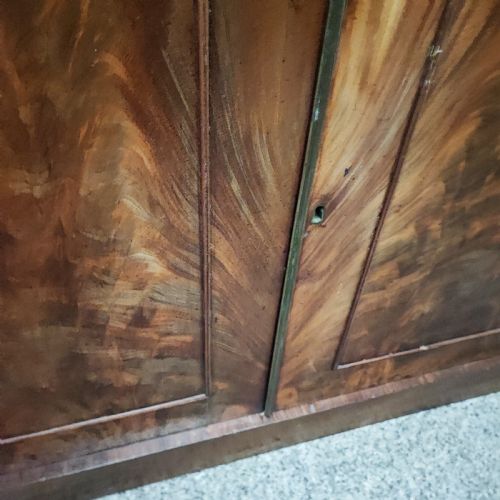 REGENCY MAHOGANY SIDE CABINET - ADDITIONAL PHOTO 2