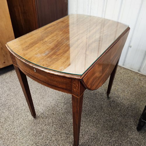 superb georgian inlaid mahogany pembroke table - CATEGORY: ANTIQUE TABLES - DATED 18TH CENTURY