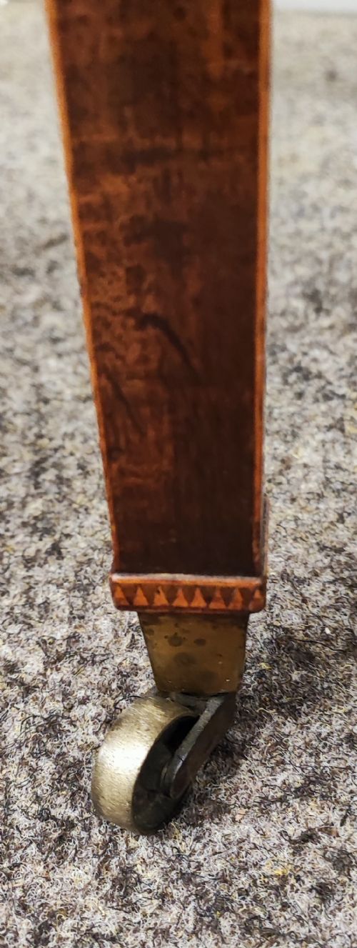 SUPERB GEORGIAN INLAID MAHOGANY PEMBROKE TABLE - ADDITIONAL PHOTO 9