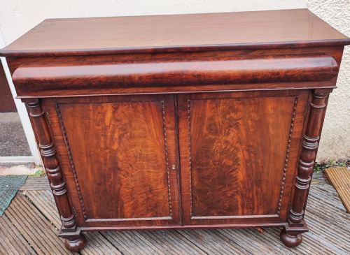 A FINE REGENCY MAHOGANY SIDE CABINET - ADDITIONAL PHOTO 8