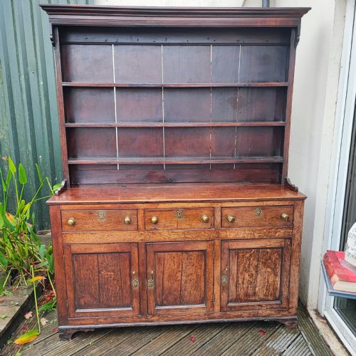 GOOD GEORGIAN OAK DRESSER - ADDITIONAL PHOTO 2