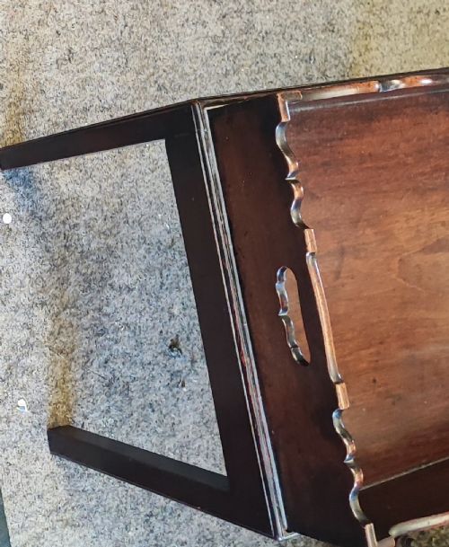GOOD GEORGIAN TRAY ON STAND IN MAHOGANY - ADDITIONAL PHOTO 3