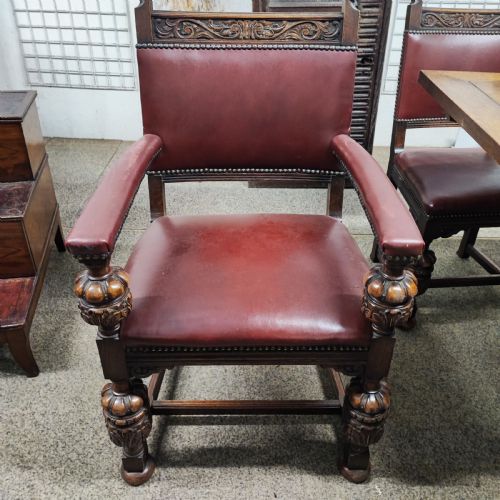 SUPERB OAK DINING TABLE AND 8 MATCHING CHAIRS - ADDITIONAL PHOTO 1