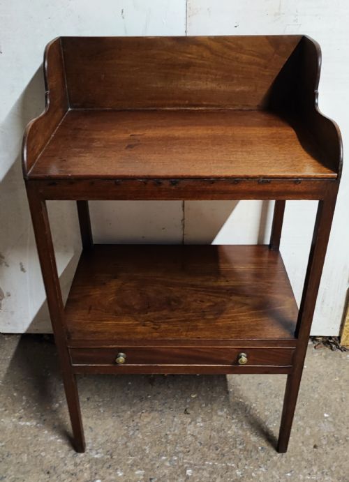 GEORGIAN MAHOGANY BEDSIDE TABLE - ADDITIONAL PHOTO 1