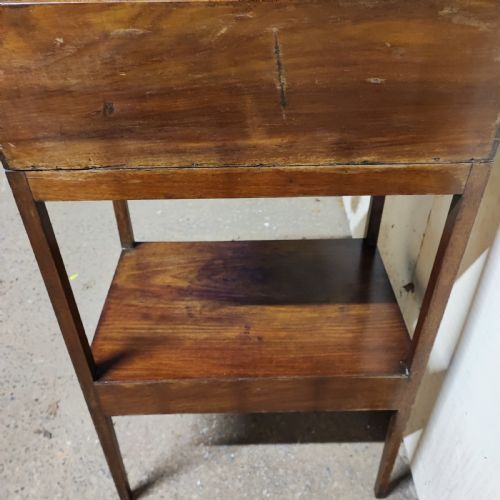 GEORGIAN MAHOGANY BEDSIDE TABLE - ADDITIONAL PHOTO 4
