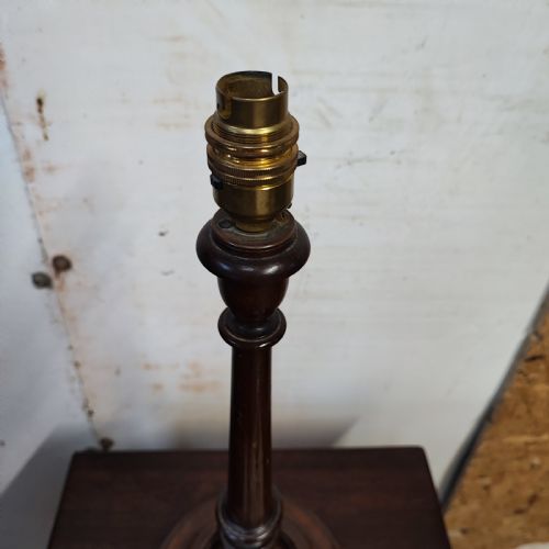 EDWARDIAN TABLE LAMP - ADDITIONAL PHOTO 3