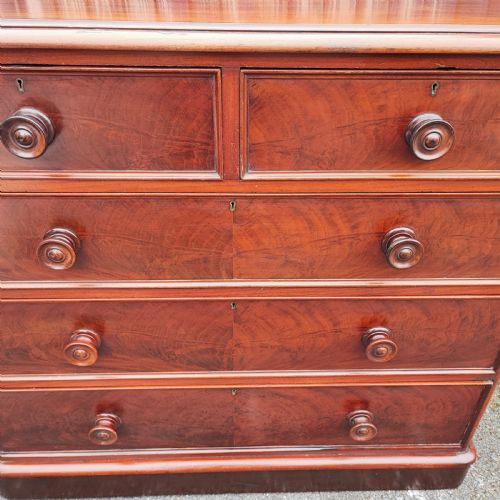 SUPERB VICTORIAN MAHOGANY CHEST OF DRAWERS - ADDITIONAL PHOTO 8