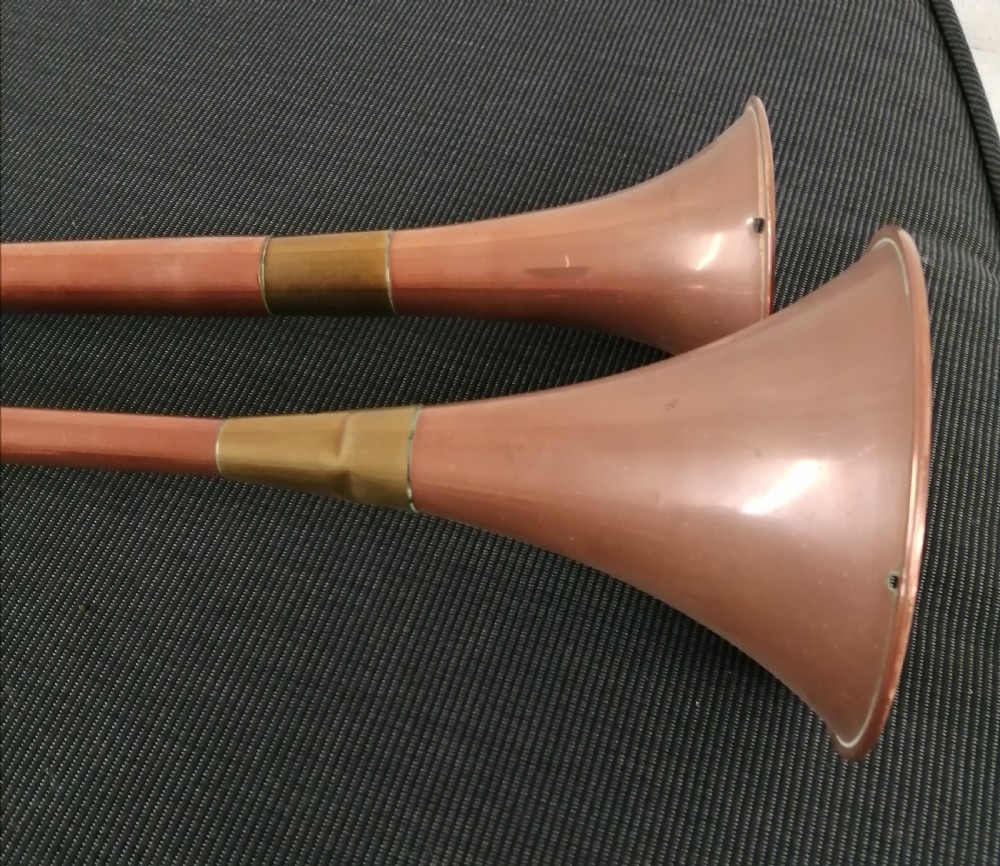 2 lovely antique copper and brass hunting horns View V