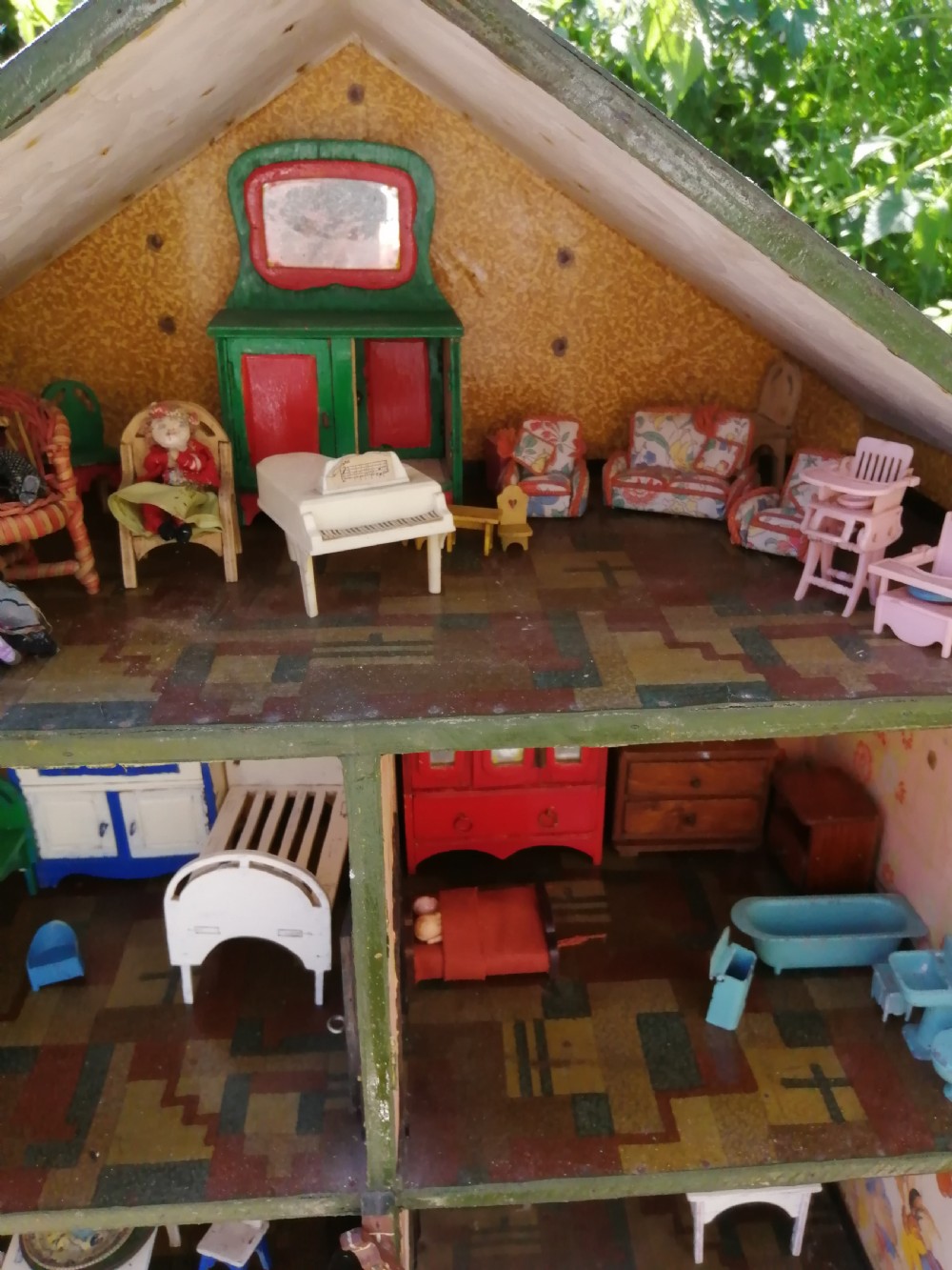 Antique Dolls house and contents. View XIV