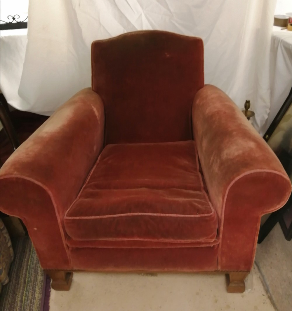 A Victorian, plush velvet club arm chair.
