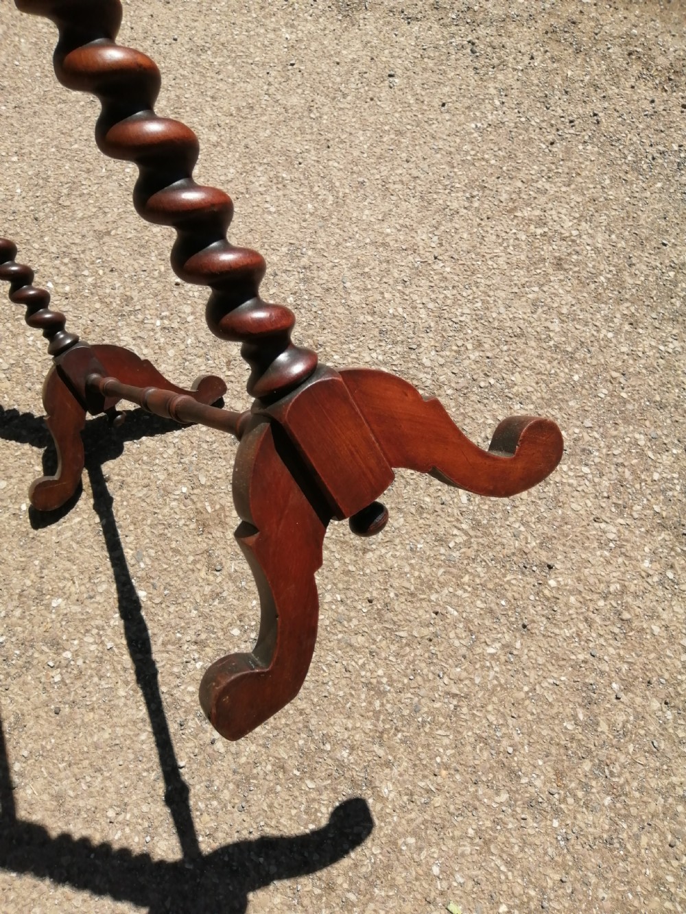 Victorian mahogany 5 bar towel rail. View VIII