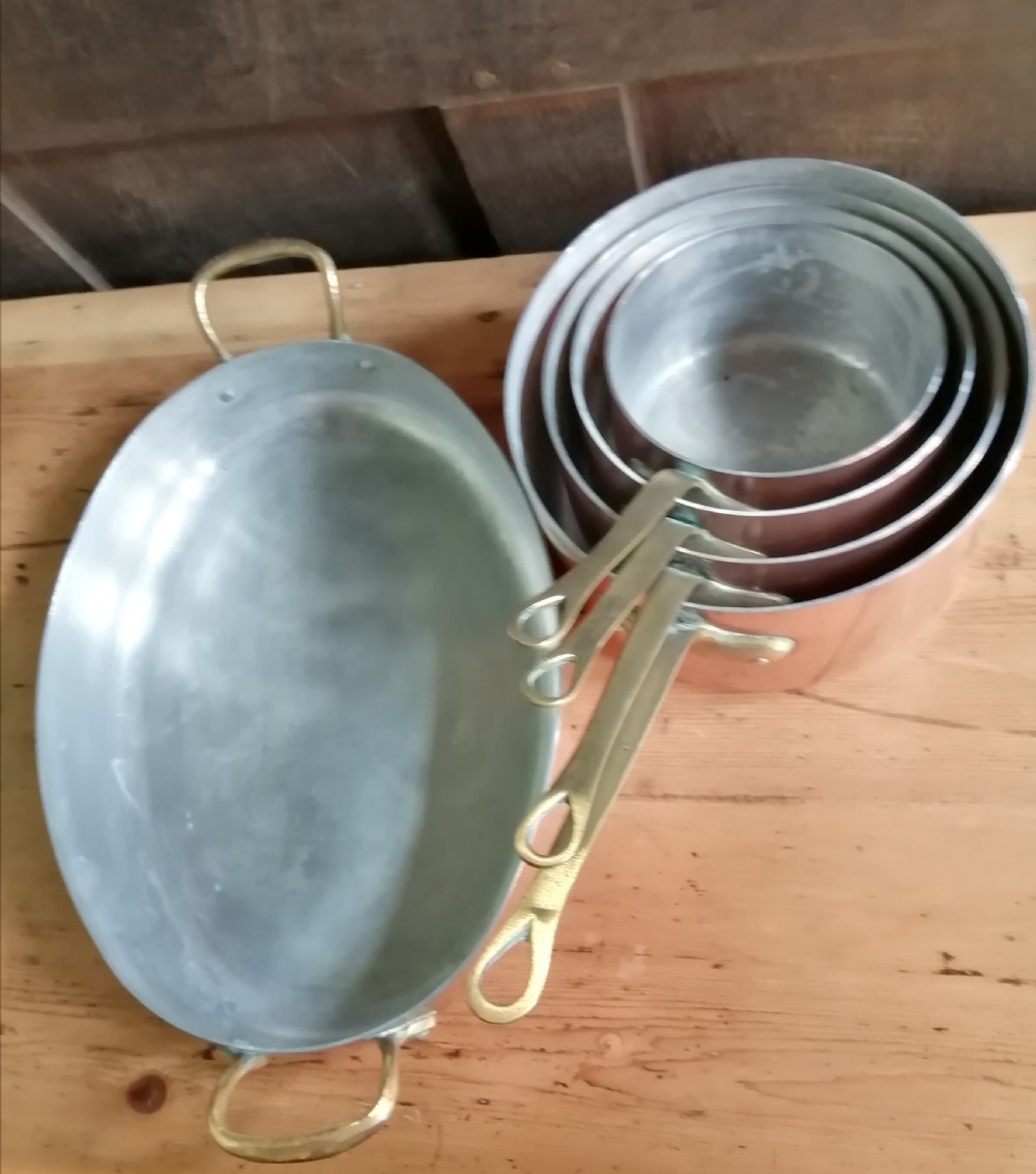 Set of 5 French copper pans View III