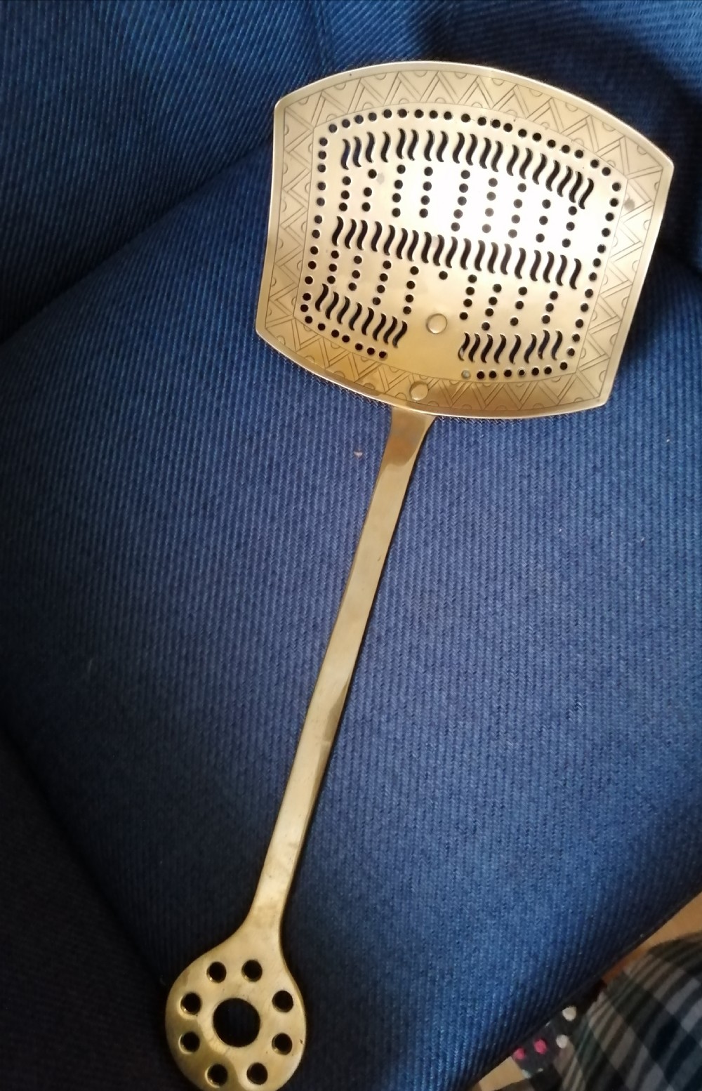 Georgian brass skimmer. View IV