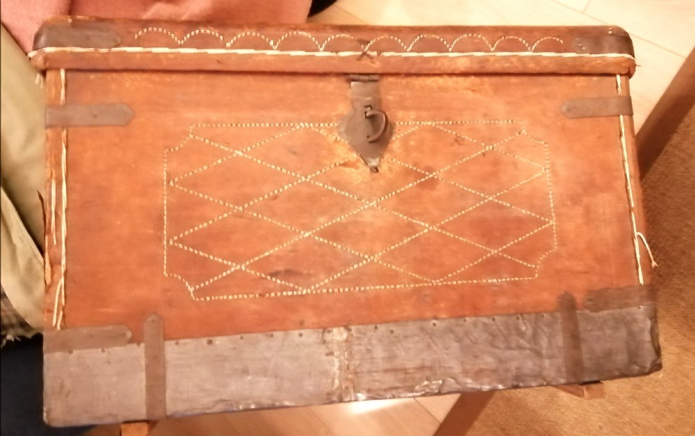 A rare Anglo Indian stitched leather traveling trunk. View XVII