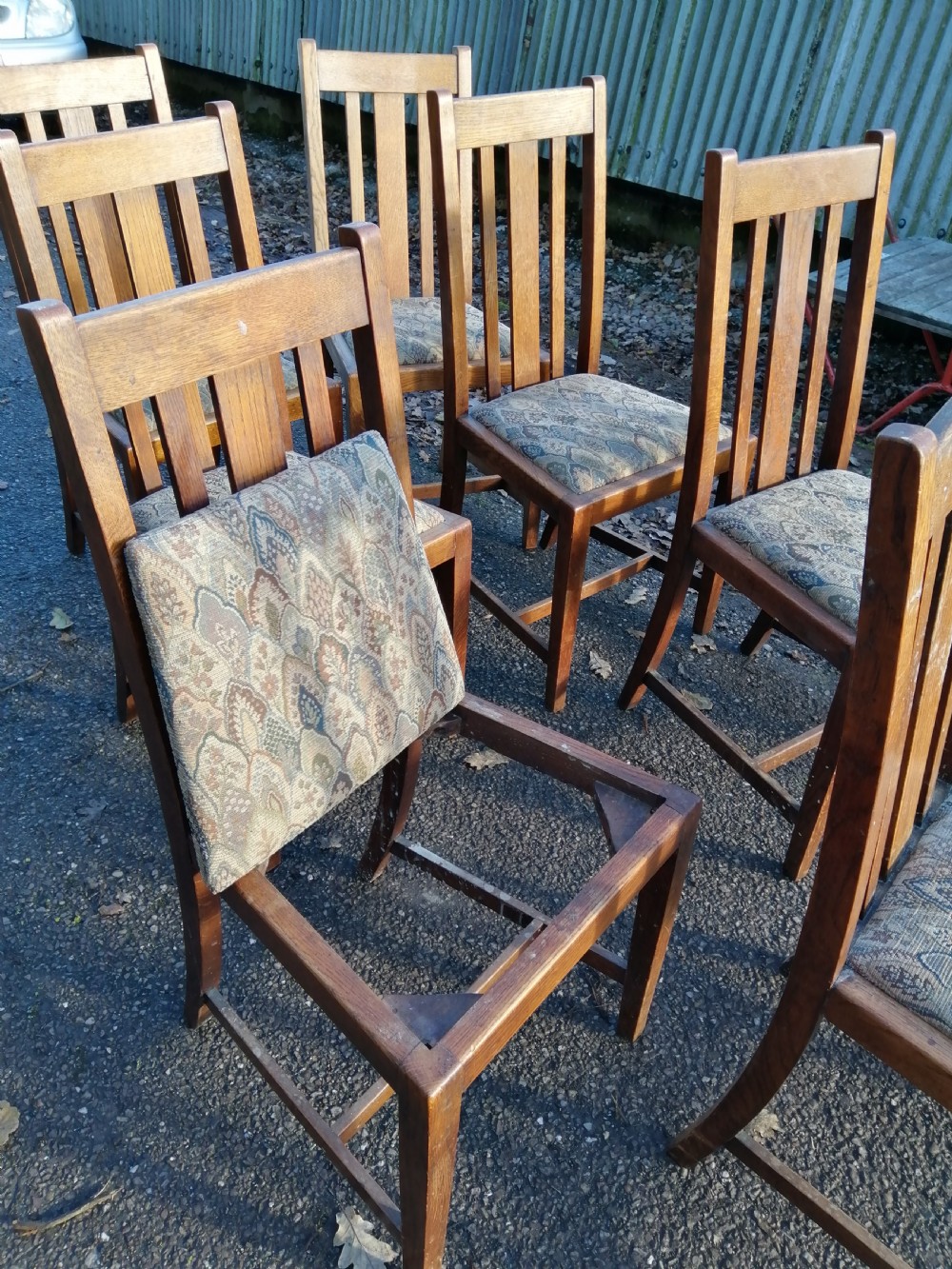 Set of 8 oak art's and crafts chairs. View VI