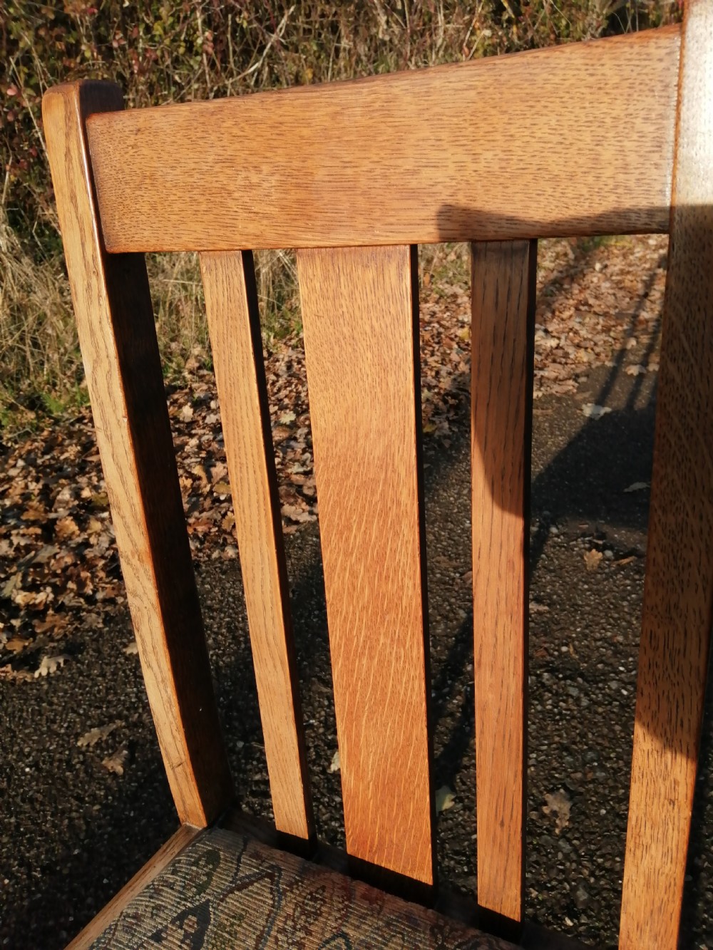 Set of 8 oak art's and crafts chairs. View IX