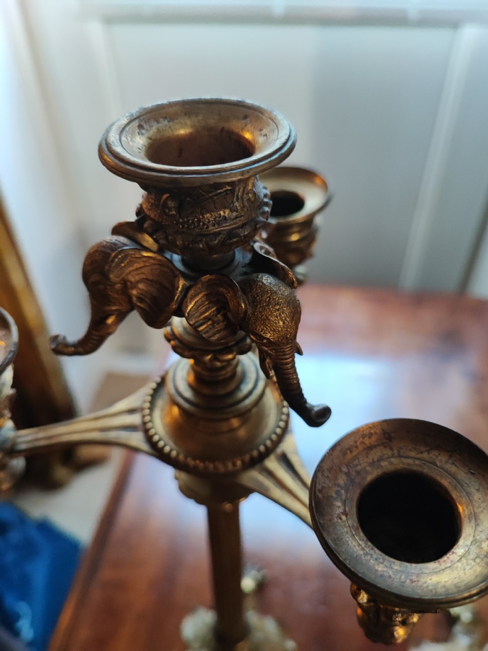 A pair of Second empire candelabra in gilt metal and GILT bronze. View V