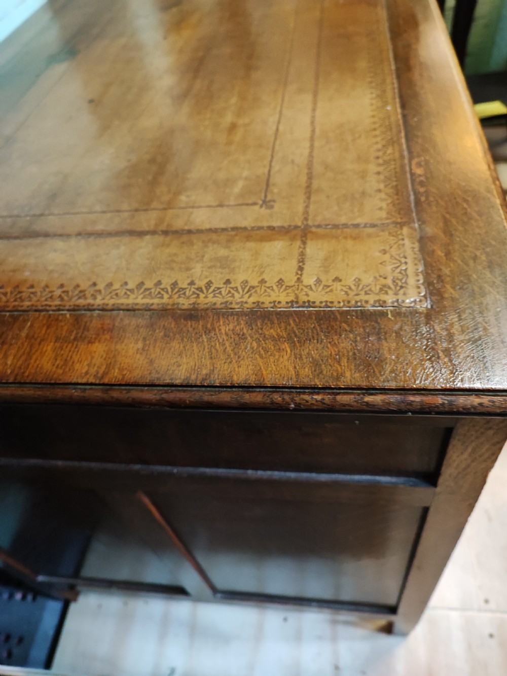 Antique Edwardian oak pedestal desk. View VI