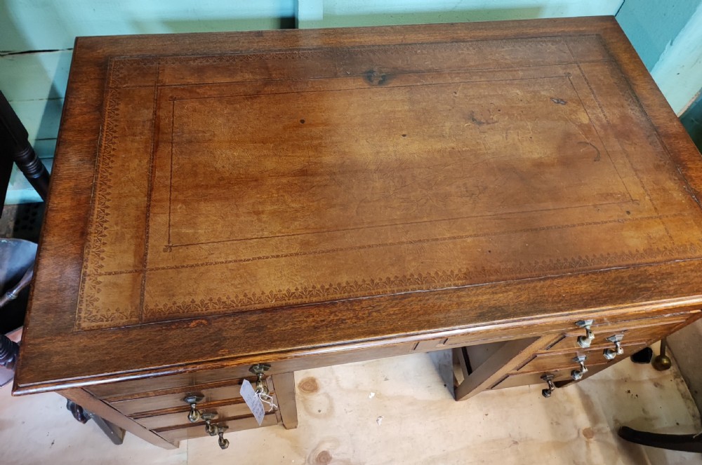 Antique Edwardian oak pedestal desk. View VII