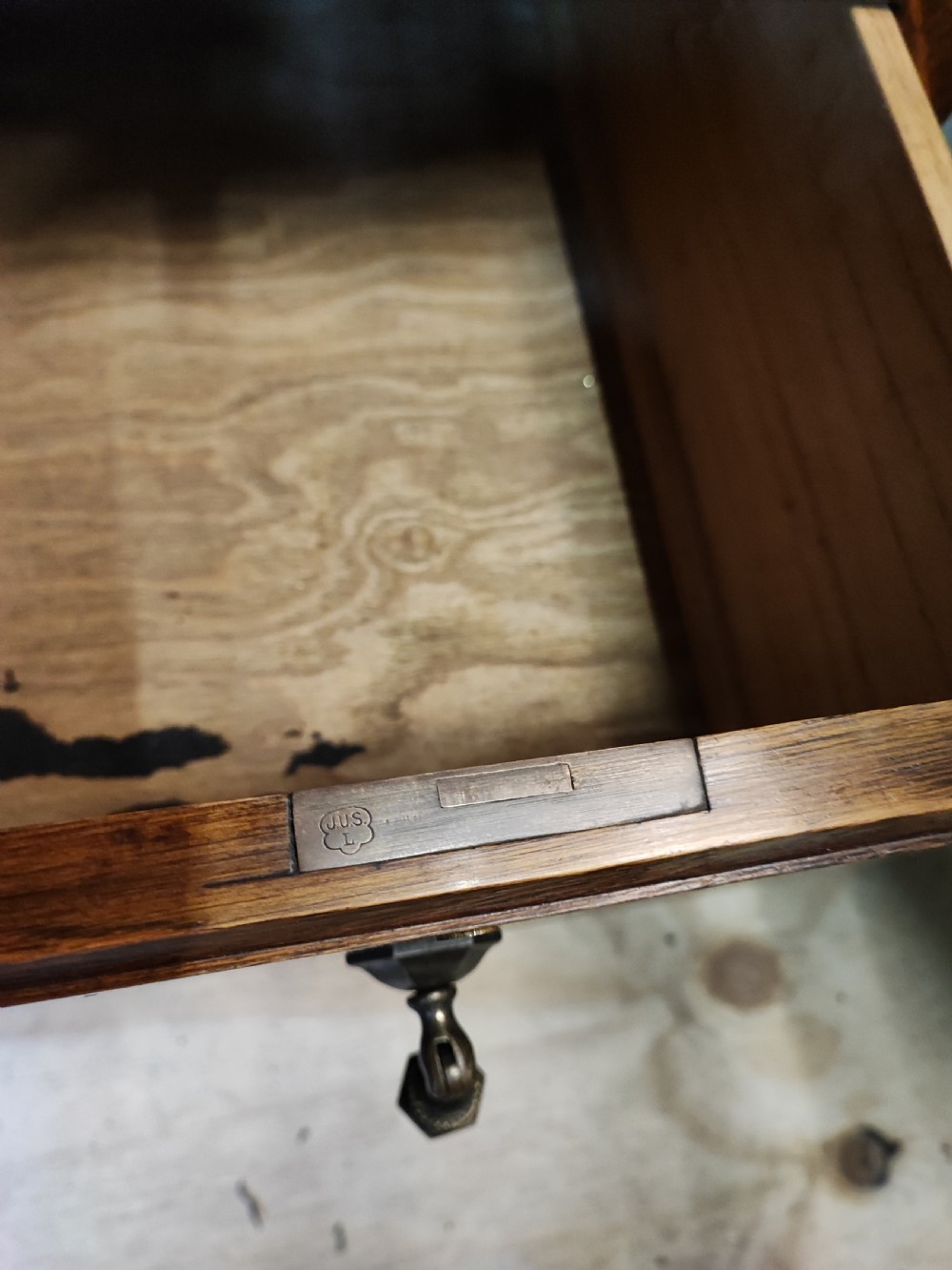 Antique Edwardian oak pedestal desk. View XI