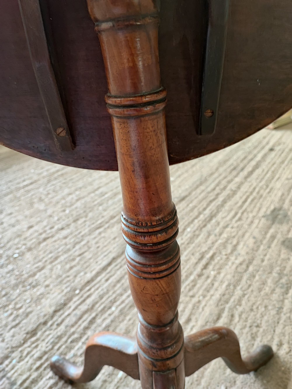A Georgian mahogany tripod lamp or wine table  View VI