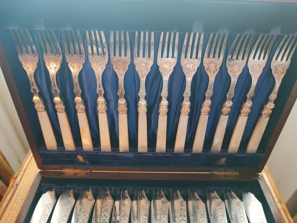 A good Victorian 12 place setting for fish. View III