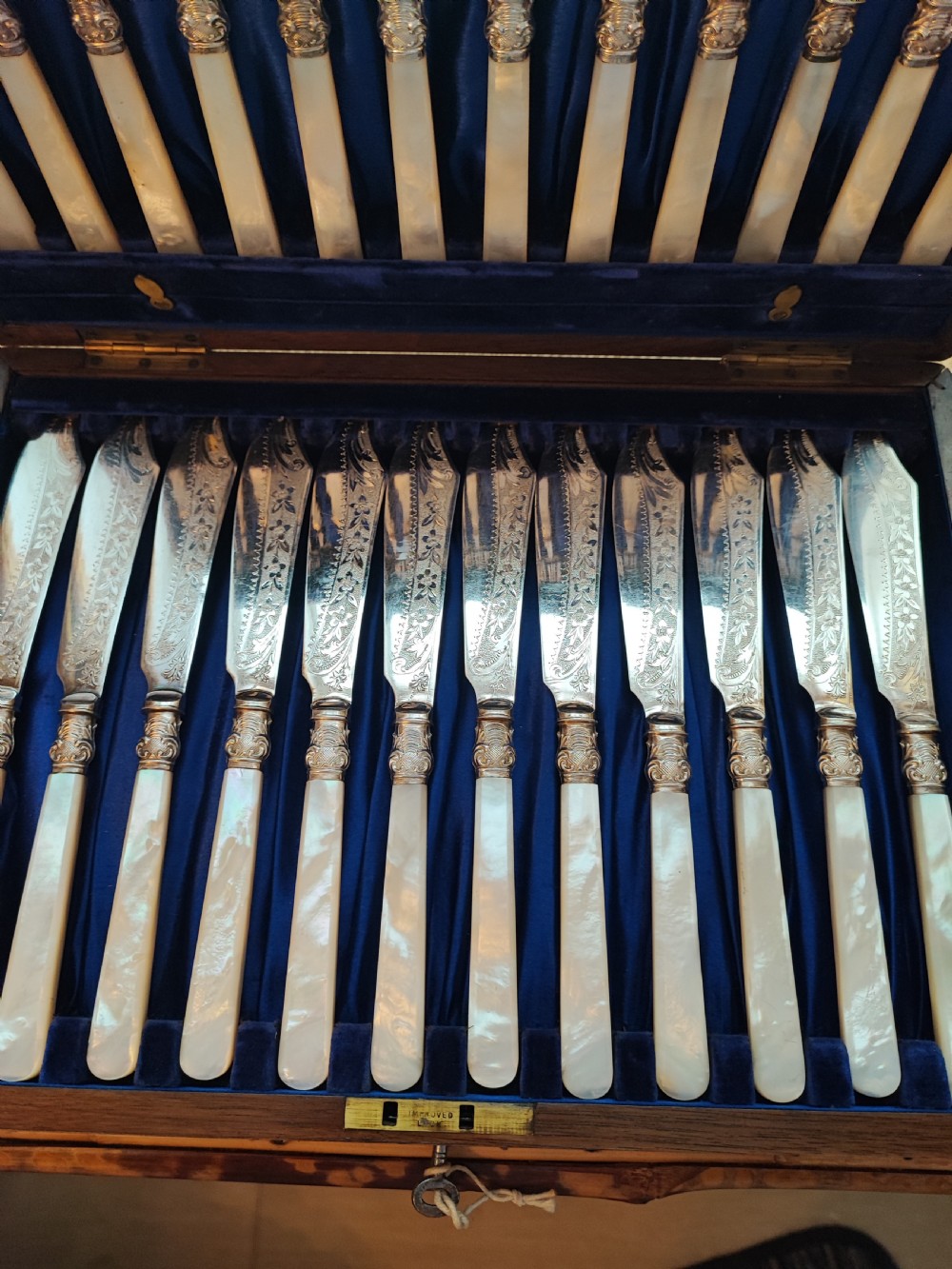 A good Victorian 12 place setting for fish. View VII