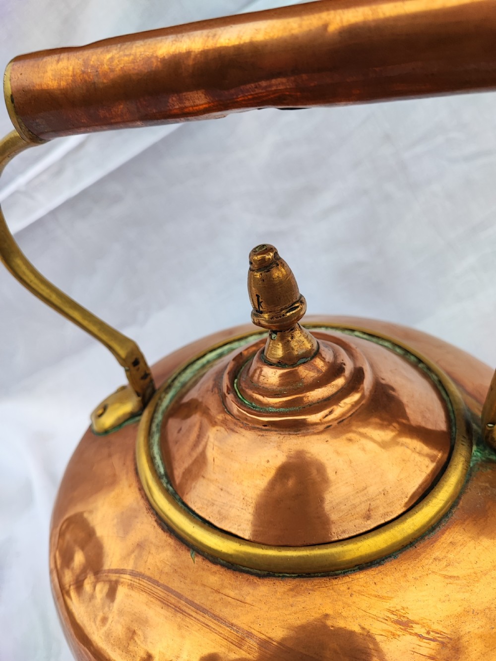 Large Georgian copper kettle. View IV