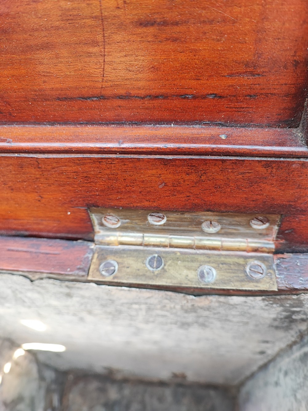 William IV mahogany wine cooler. london maker View VI